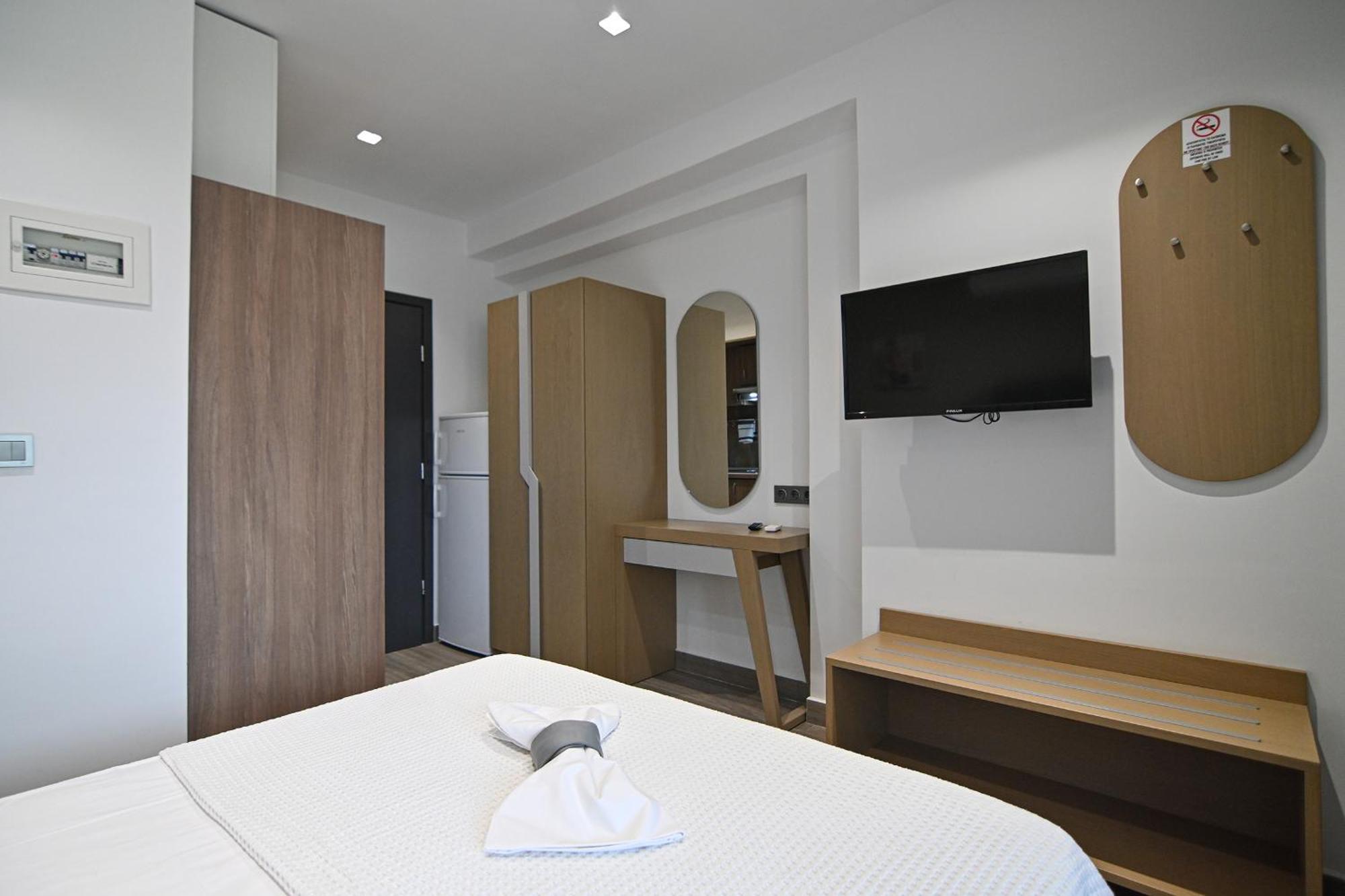 Amalia Rooms Sea View Nea Vrasna Luaran gambar