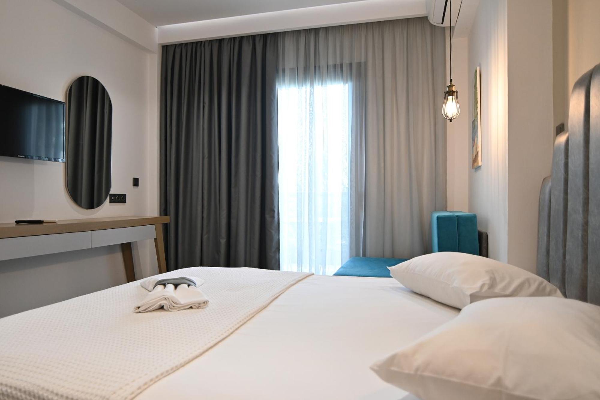 Amalia Rooms Sea View Nea Vrasna Luaran gambar