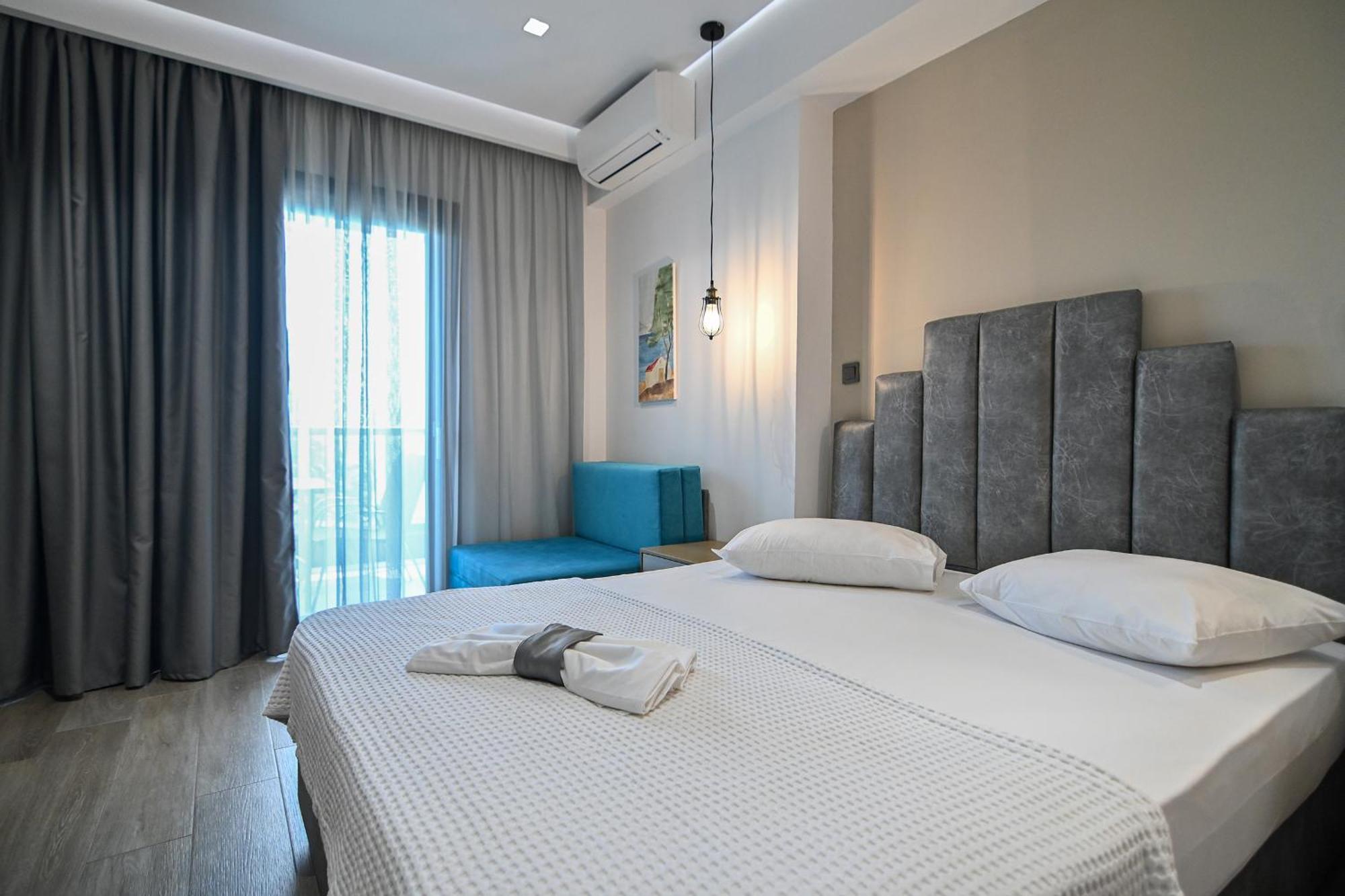 Amalia Rooms Sea View Nea Vrasna Luaran gambar