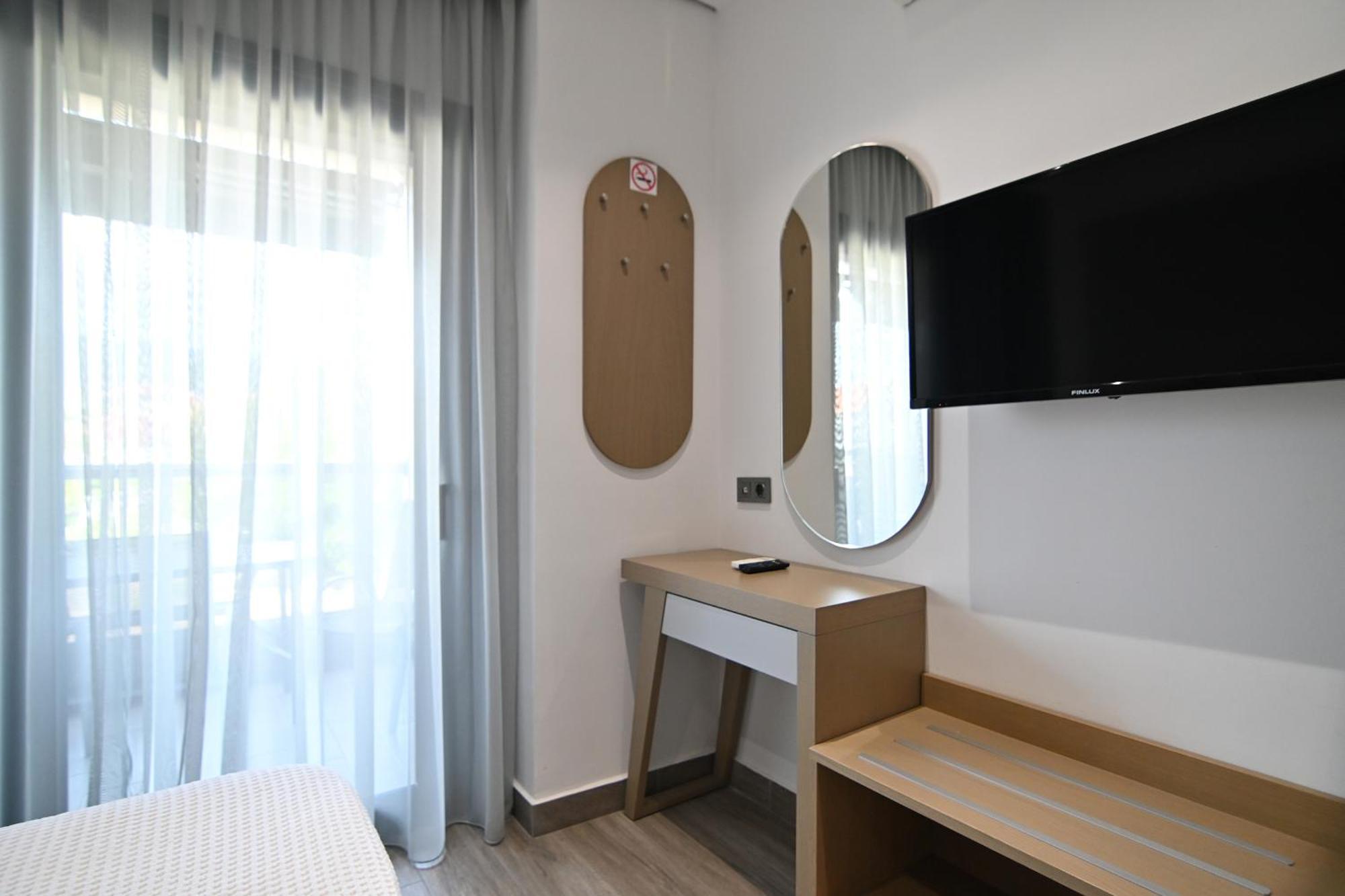 Amalia Rooms Sea View Nea Vrasna Luaran gambar