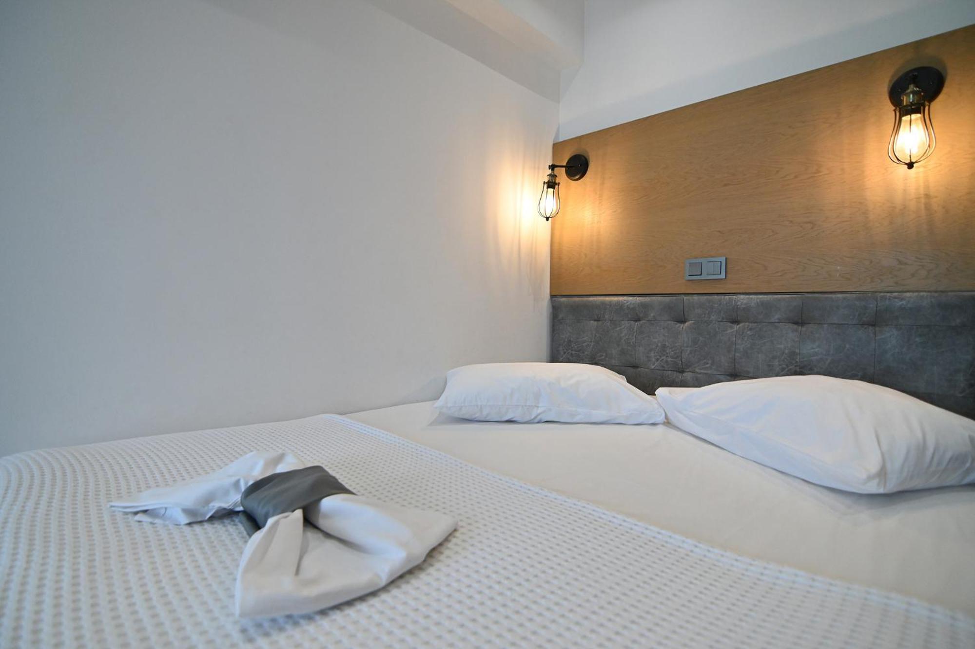 Amalia Rooms Sea View Nea Vrasna Luaran gambar