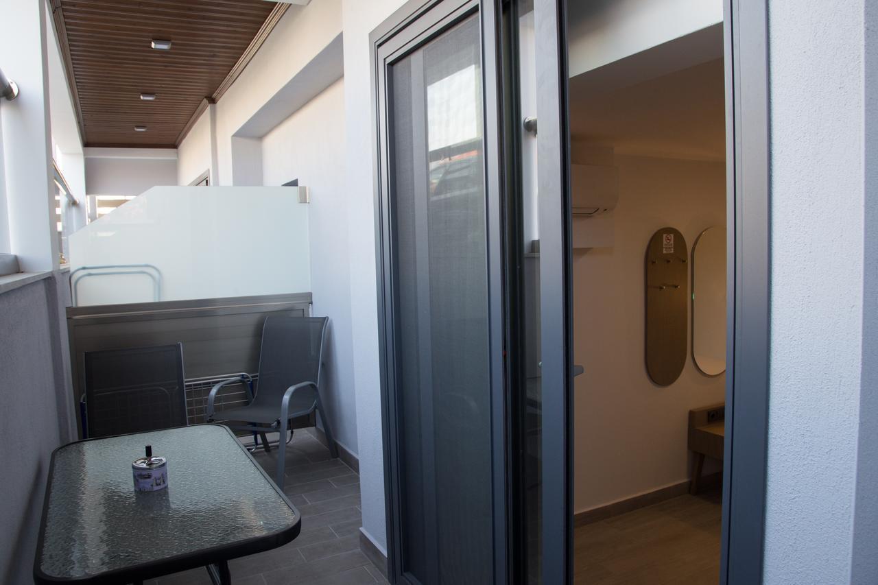 Amalia Rooms Sea View Nea Vrasna Luaran gambar
